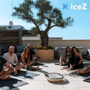 How long can you stay in an ice bath?