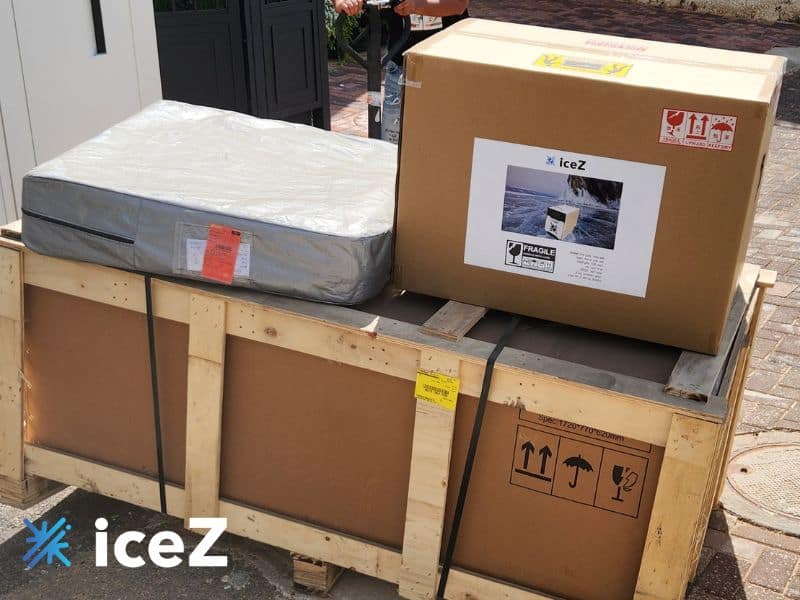ICEZ Foot Ice Bath Buckets and Boxes